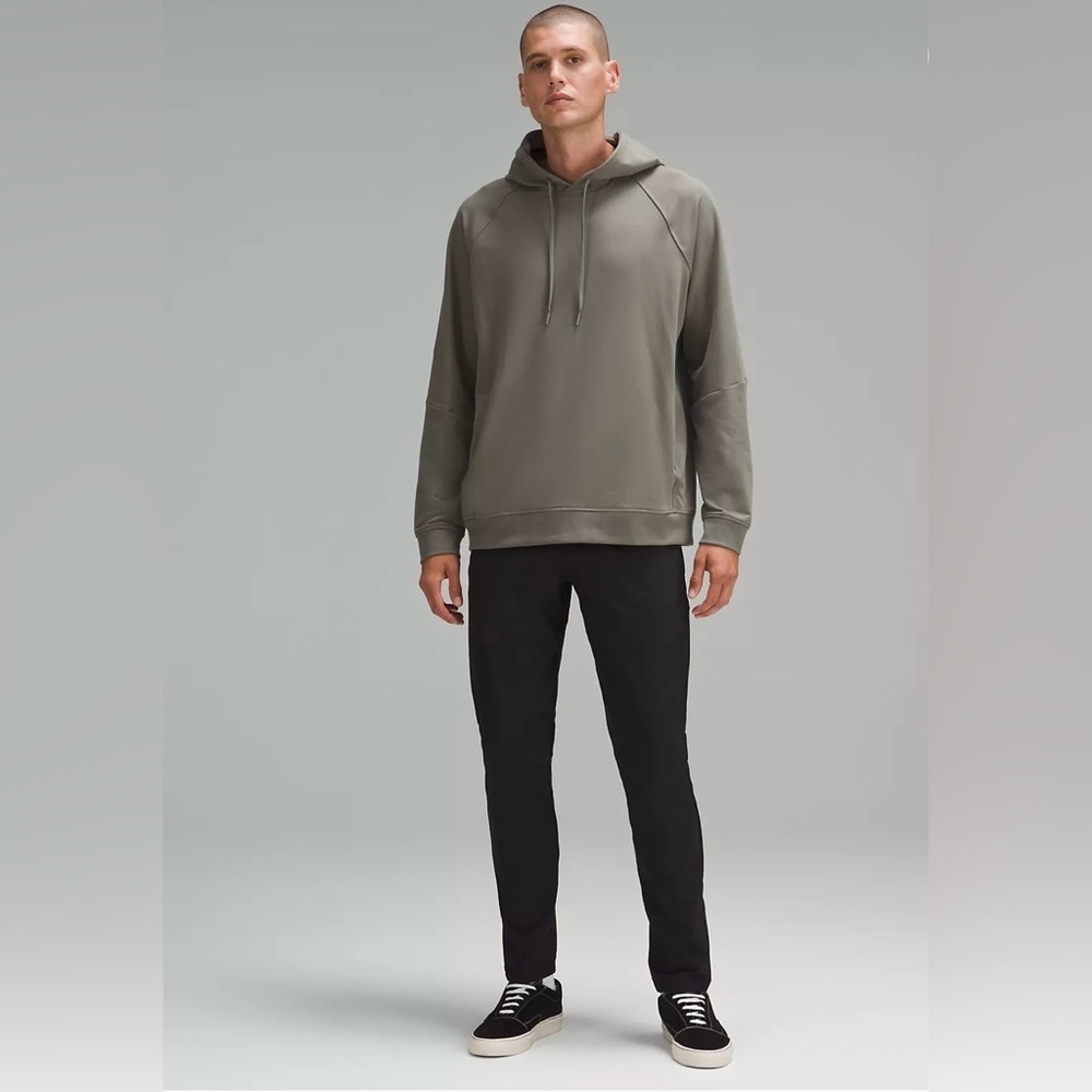 Lululemon Men’s Black ABC Slim-Fit 5 Pocket Warpstreme